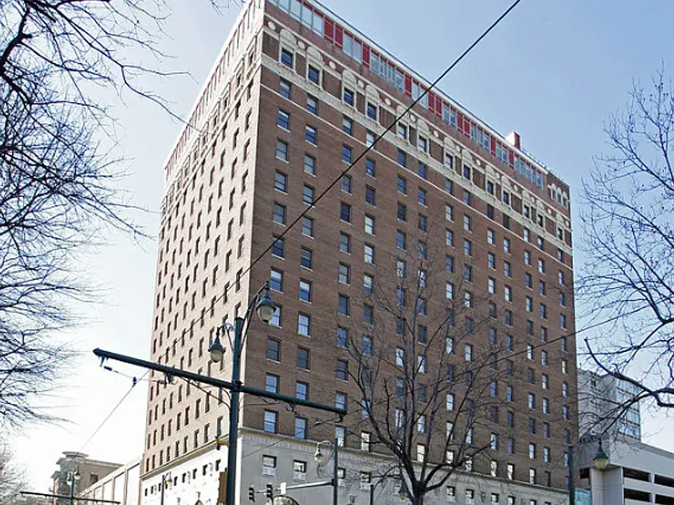 109 N Main St #1109