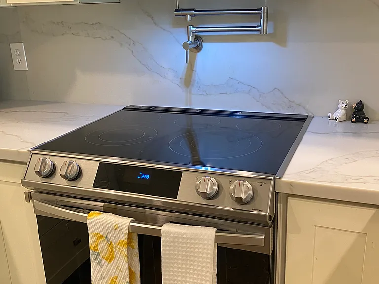 2707 California Ave SW #200 — Photo 11