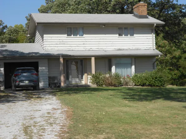 51436 Ashton Rd, Glenwood, IA 51534