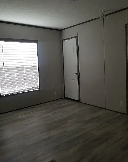 25 Mark Dr — Photo 9
