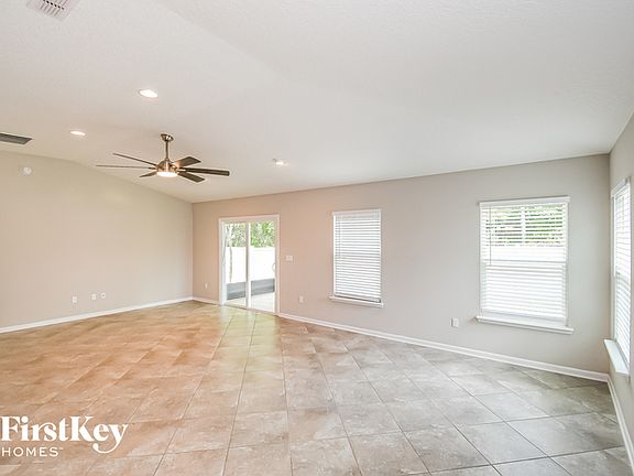 3rd image of 12377 Itani Way