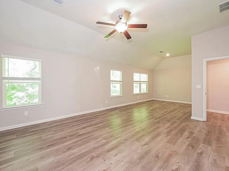6755 Hill Rock Ln — Photo 9