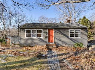 11 Ridgewood Rd, Rockport, MA 01966
