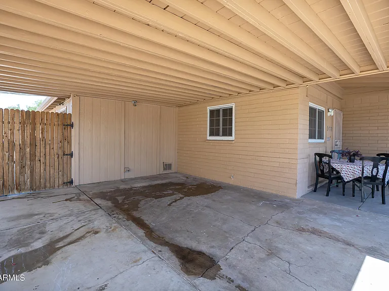 842 W Fairmount Ave — Photo 37