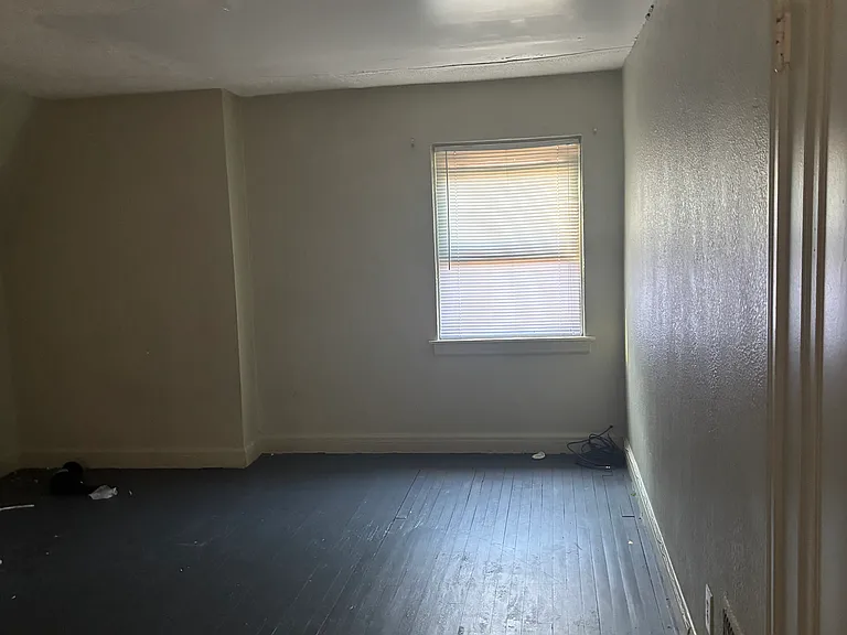 17163 Washburn St — Photo 11