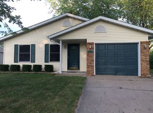 3428 Moorgate Dr, Springfield, IL 62703