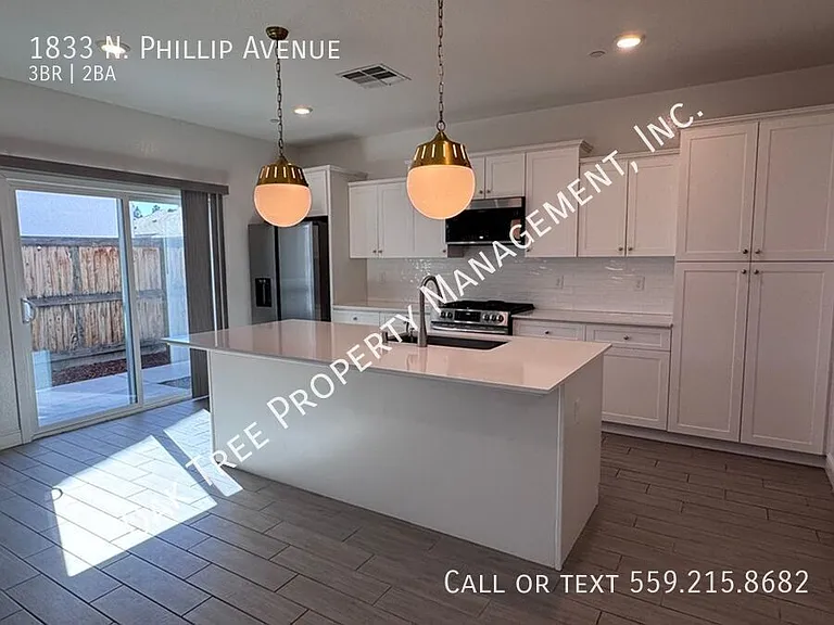 1833 N Phillip Ave — Photo 6