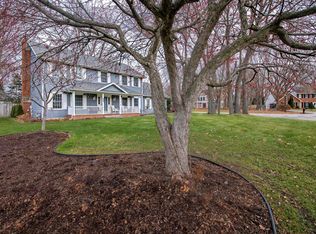 985 Field Dr, Saint Joseph, MI 49085