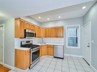 5 Transit St APT 3, South Boston, MA 02127