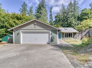 20 E Katydid Ct, Belfair, WA 98528