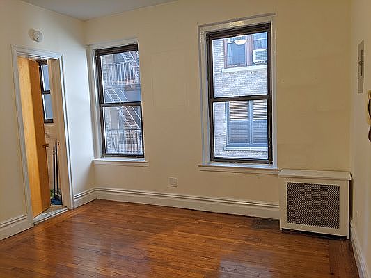 1st image of 22 W 77th St APT 23