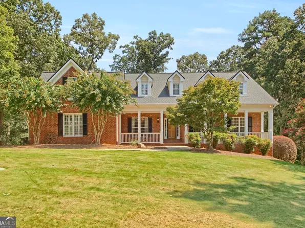 3720 Millers Pond Way SW, Snellville, GA 30039