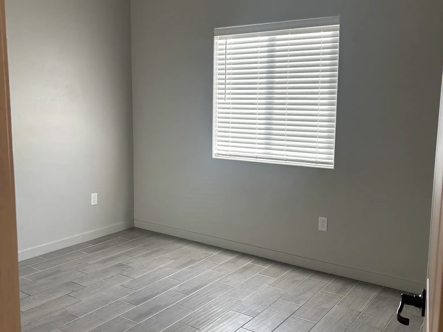 12584 E 34th Pl — Photo 3