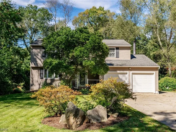 80 Merle Blvd, Munroe Falls, OH 44262