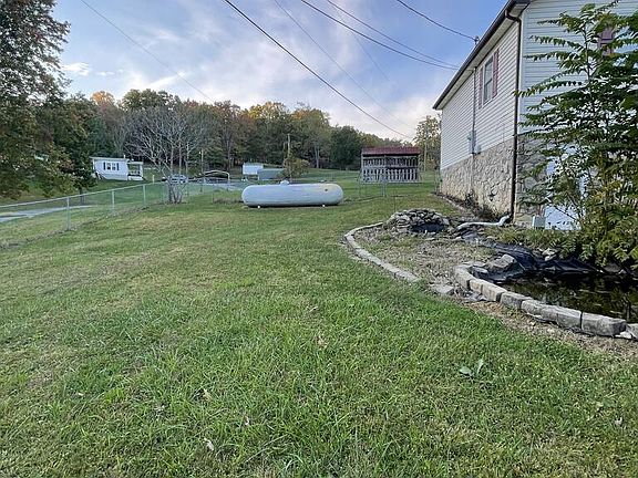 5th image of 1008 Tabor Rd