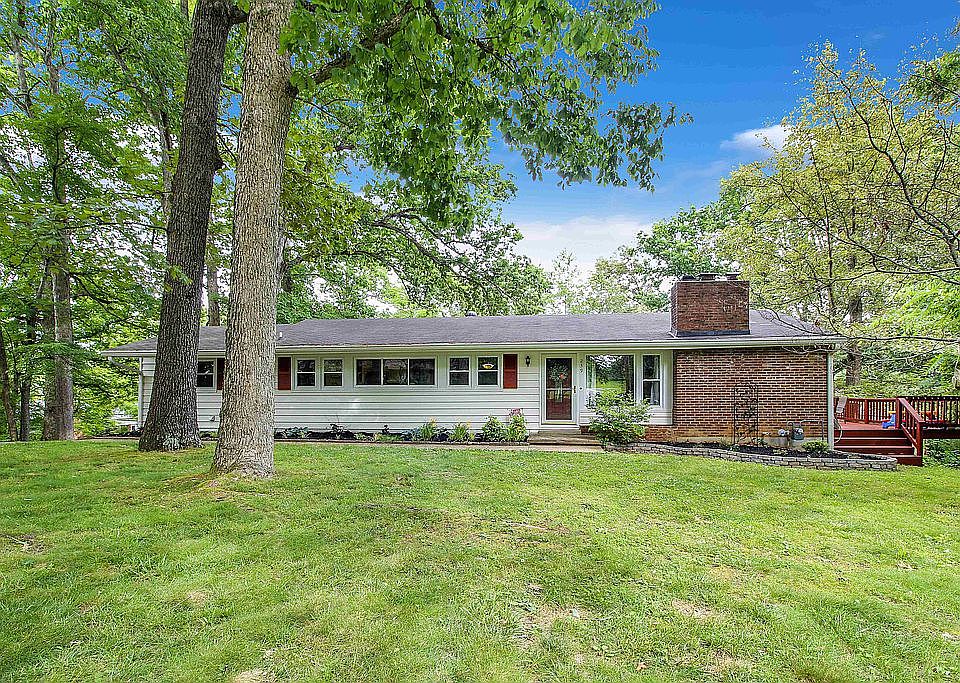 1st image of 239 Wedgewood Dr