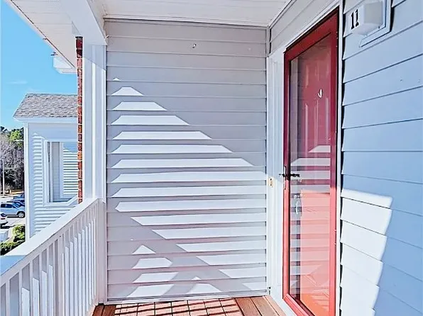 259 Waterdown Dr APT 11, Fayetteville, NC 28314