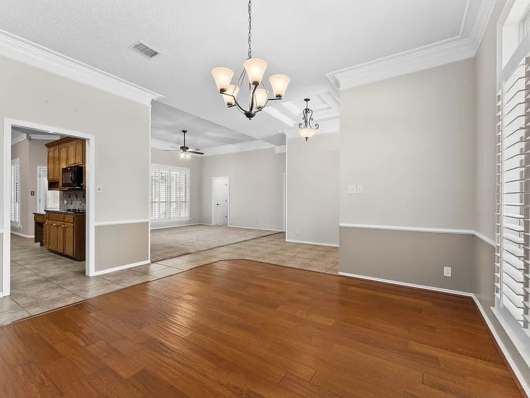 5309 Ridgefield Ct — Photo 4