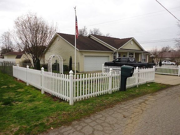 2nd image of 18 Township Road 1211