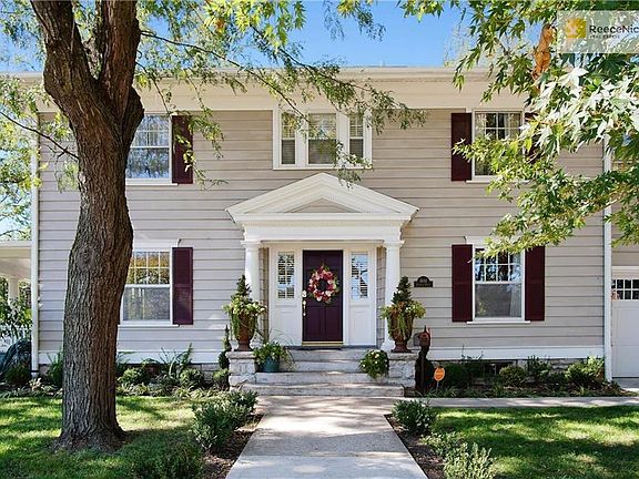 5th image of 4644 Campbell St