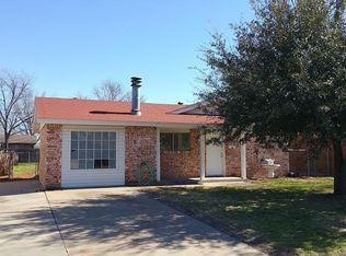 5107 Rock Point St, Wichita Falls, TX 76310