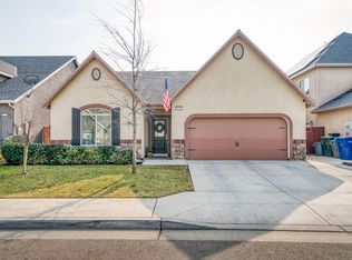 6190 E Farrin Ave, Fresno, CA