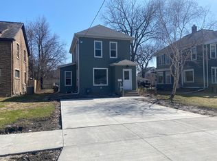 515 4th Ave S, Moorhead, MN 56560
