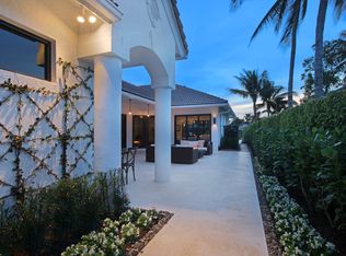 2881 Twin Oaks Way, Wellington, FL 33414