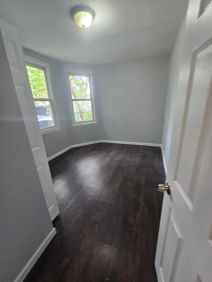 Building Photo - 380 Sanford Ave #G1