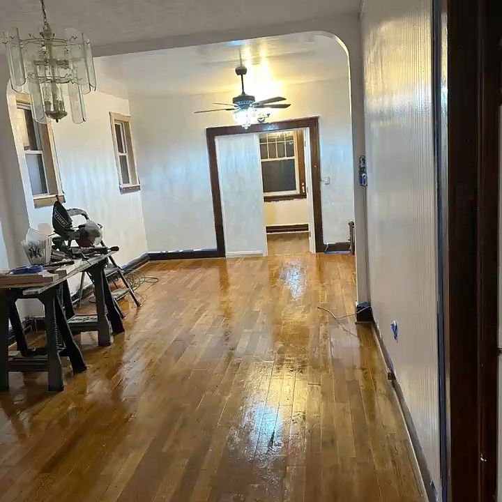 2nd image of 138 N 15th St APT 2