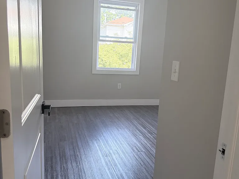 494 S 18th St #3 — Photo 25