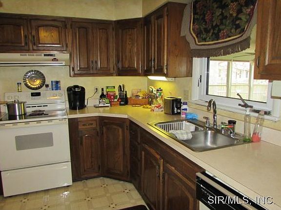 5th image of 544 Buena Vista St
