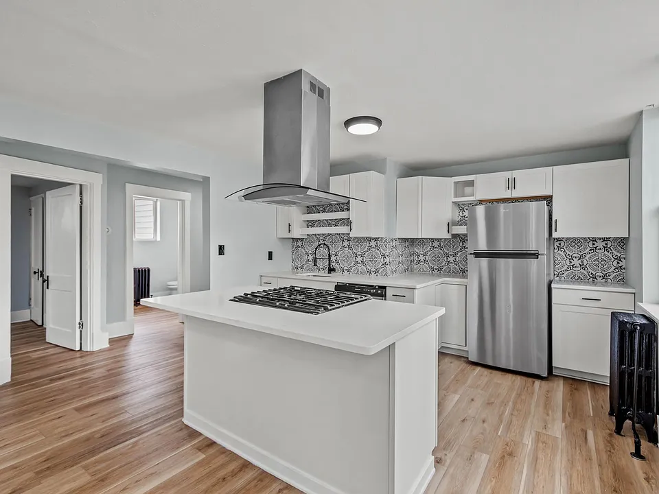 1010 Hampshire Ave #2