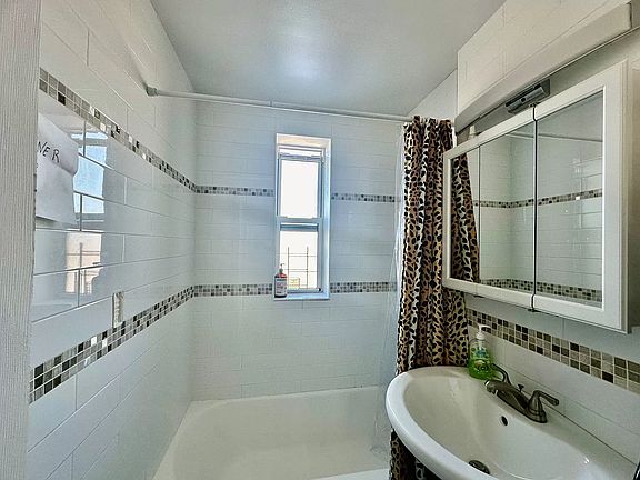 4th image of 33-15 81st St APT 4D
