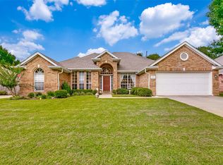 2304 Castlegate Dr, Corinth, TX 76210