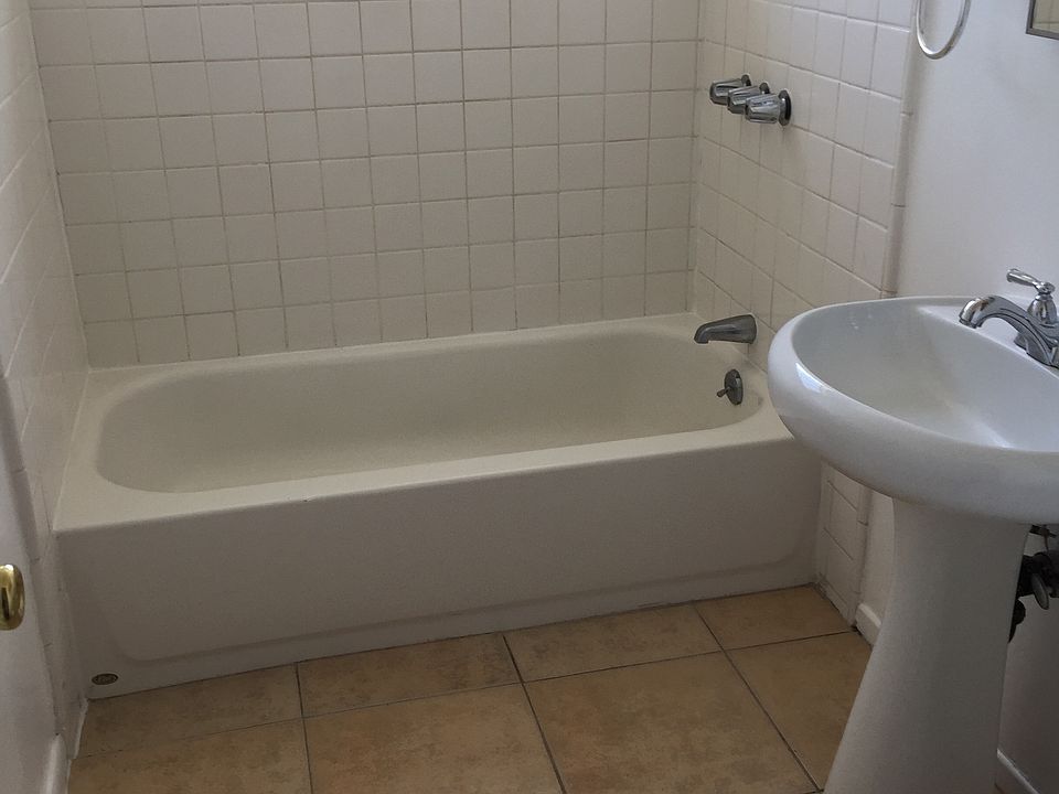 2nd image of 614 6th Ave APT 5