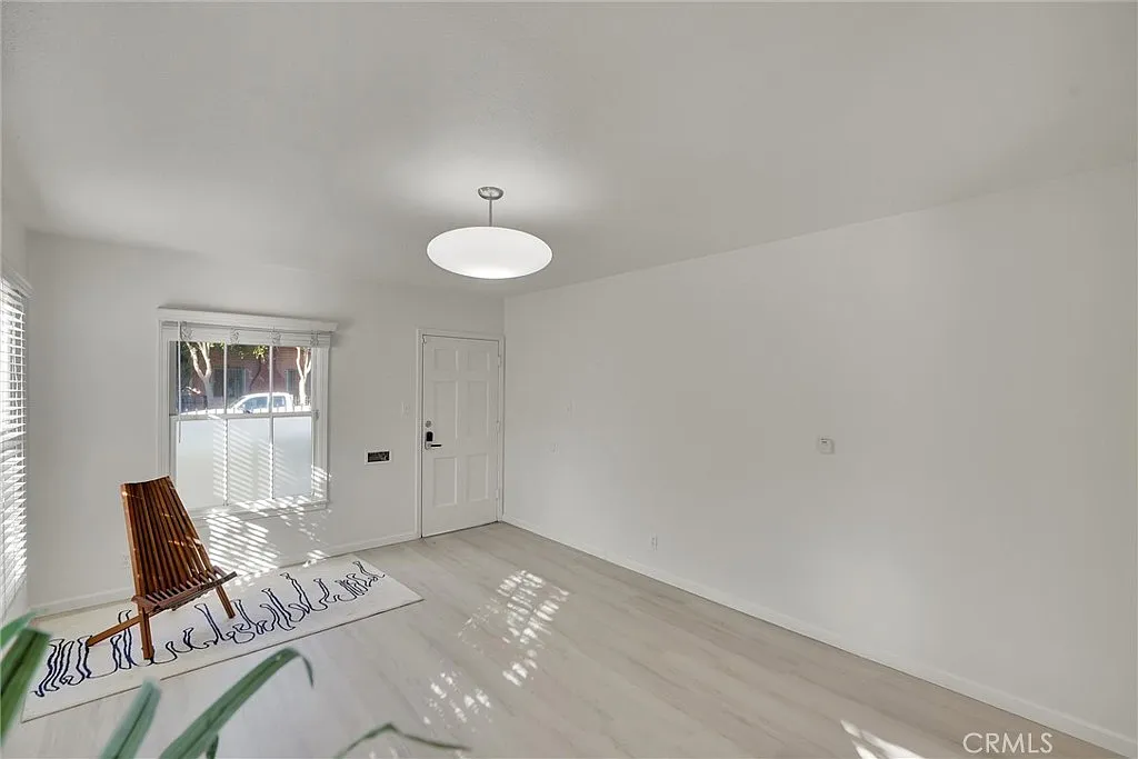 1 bed, 650 sqft, $2,195 — Photo 4