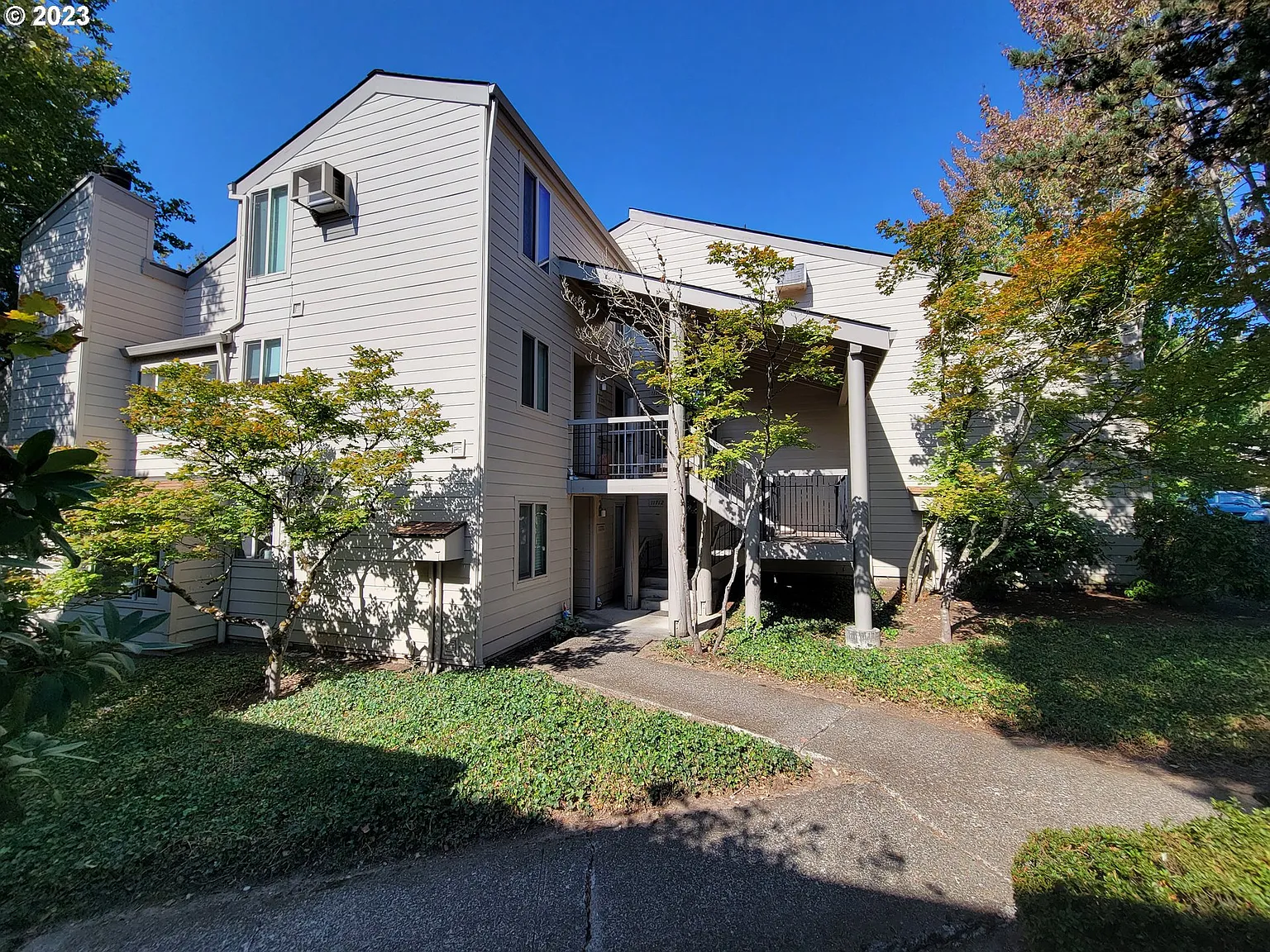 11772 SW Boones Bend Dr photo 1
