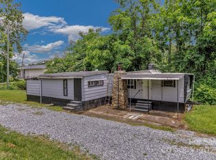 102 Edgewood Rd S, Asheville, NC 28803