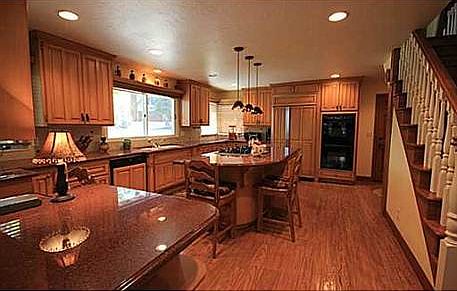 4th image of 394 Eagles Nest Ct