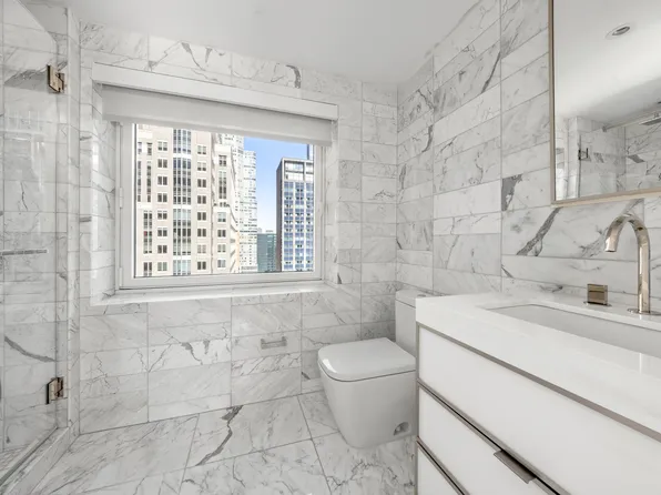 135 West 52nd Street image 20 of 23