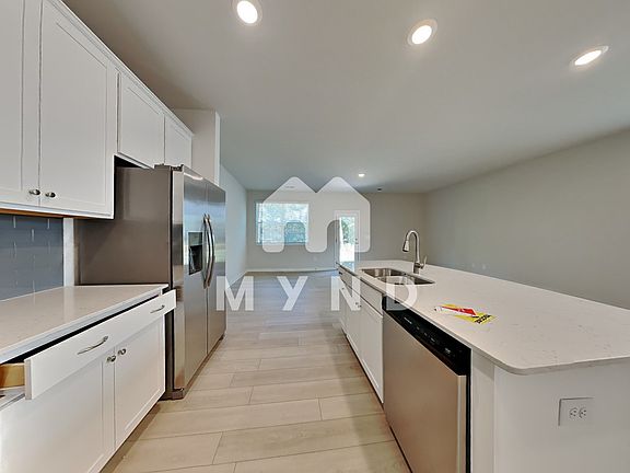 4th image of 149 Eagle Chase Dr