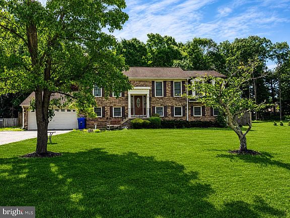 3rd image of 2861 Ridge Rd