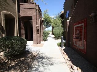 2010 E River Rd, Tucson, AZ 85718