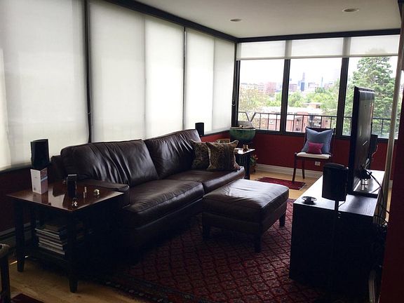 Lanai/ den