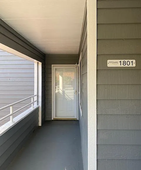 1801 Northlake Dr — Photo 21