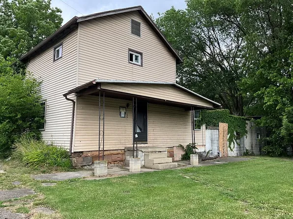 164 W Blanche St, Mansfield, OH 44903