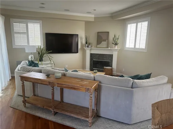 425 11th St, Hermosa Beach, CA 90254