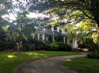 72 High Service Ave, North Providence, RI 02911