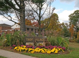 22A Troy Dr, Springfield, NJ 07081